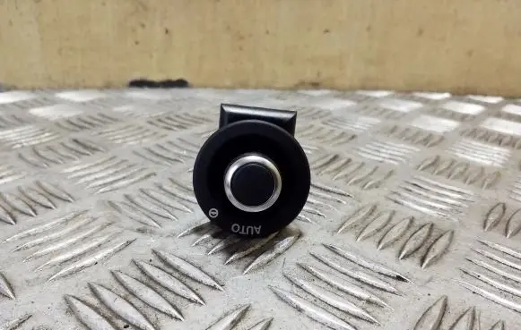 Land Rover Range Rover Sport L494 Steering wheel adjustment switch CPLA6465BA