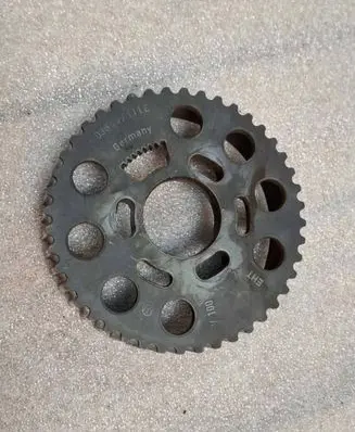 Volkswagen Touran I Camshaft pulley/ VANOS 038109111E