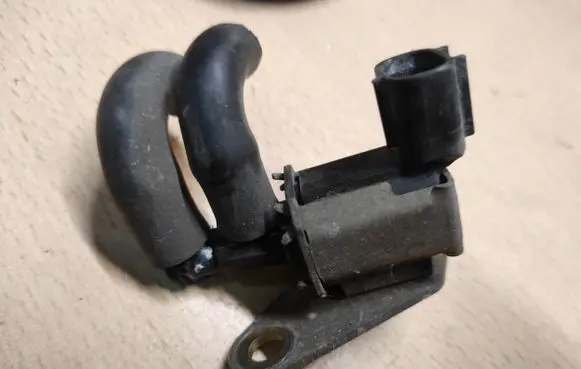 Mitsubishi Outlander Turbo solenoid valve R507781 K5T48395