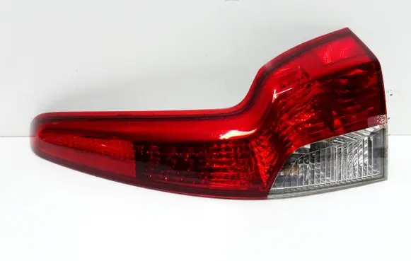 Volvo V50 Rear/tail lights 30744544 P1007950DYF P1007V50DXGB