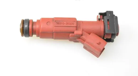 Hyundai i40 Fuel injector 353102E000