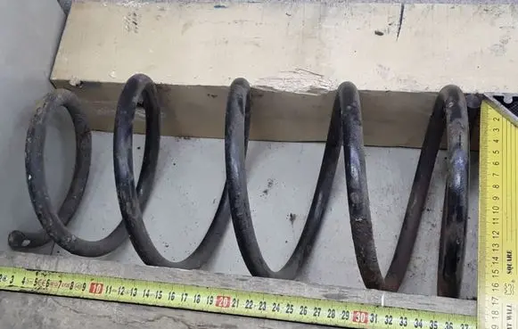 Land Rover Freelander Front coil spring
