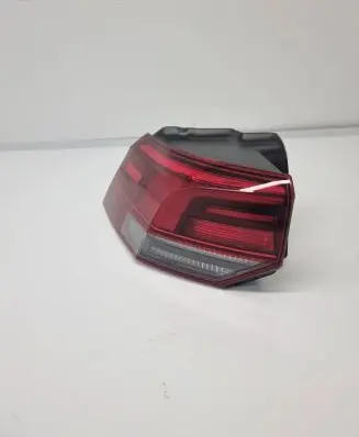 Volkswagen Golf VIII Rear/tail lights 5H0945095C 81970101