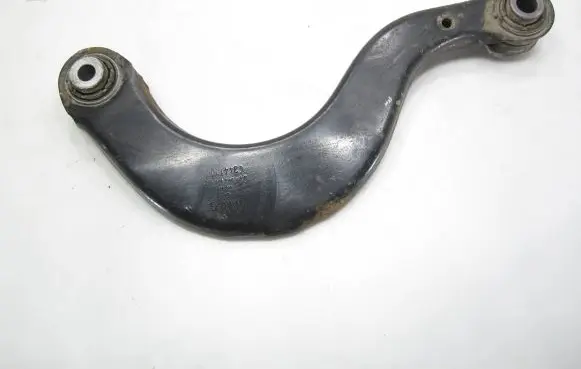 Volkswagen Tiguan Rear upper control arm/wishbone 5Q0505323C X87B7PR BHL80U0