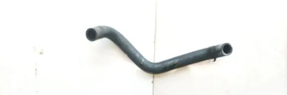Porsche Cayenne (9PA) Engine coolant pipe/hose 7l5133643a