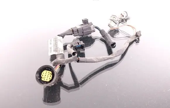 Volvo S60 Headlight/headlamp wiring loom/harness 89071193 30763548