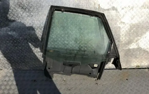 Audi A6 S6 C4 4A Rear door window/glass frame 