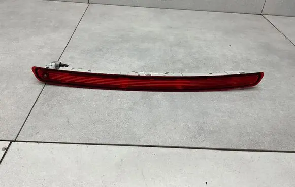 Skoda Octavia Mk3 (5E) Third/center stoplight 5E9945097C