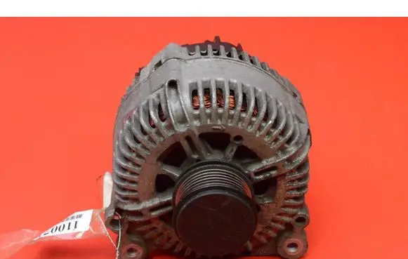 Volkswagen PASSAT B5.5 Generator/alternator 021903026L