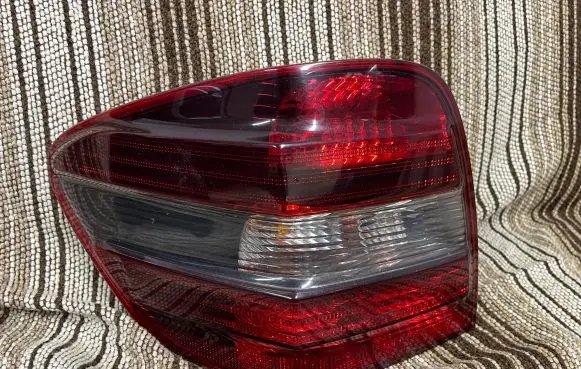 Mercedes-Benz ML W164 Rear/tail lights 404121L 404181L