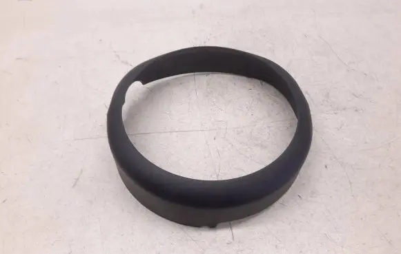 Mercedes-Benz C W204 Steering wheel trim 7007870077 7007670075