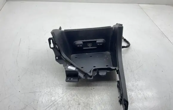 KIA Sportage Other center console (tunnel) element 84681F1500