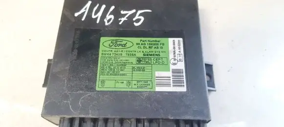 Ford Focus Comfort/convenience module 98AG15K600FB 5WK47240B