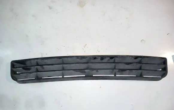 Audi A6 S6 C4 4A Front bumper lower grill 4A0807683 4A0807683A