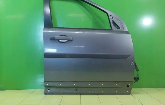 Land Rover Freelander 2 - LR2 Front door PRZOD PRAWE