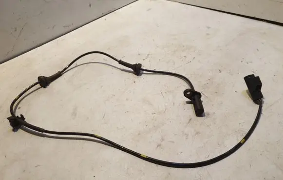 Volvo S60 ABS brake wheel speed sensor 10071160463 9496961