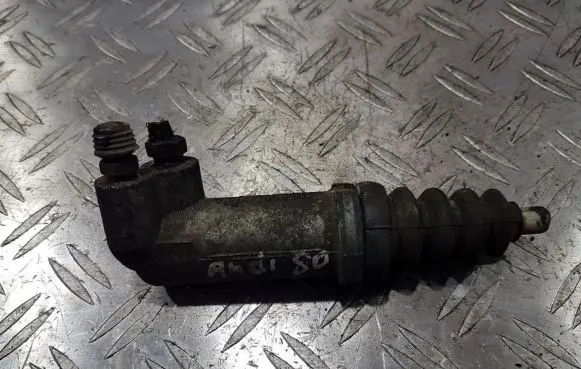 Audi 80 90 B3 Clutch master cylinder 893721261a