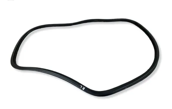 Mitsubishi Outlander IV Rear door rubber seal (on body) 