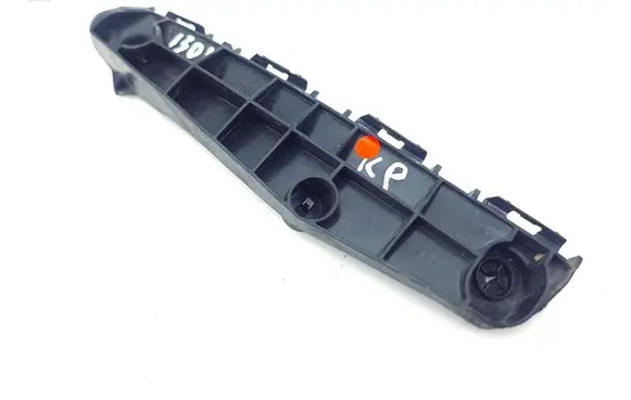 Toyota Prius (XW50) Front bumper mounting bracket 5211647050
