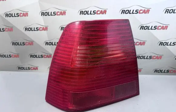 Volkswagen Bora Rear/tail lights 1J5945095P 020399