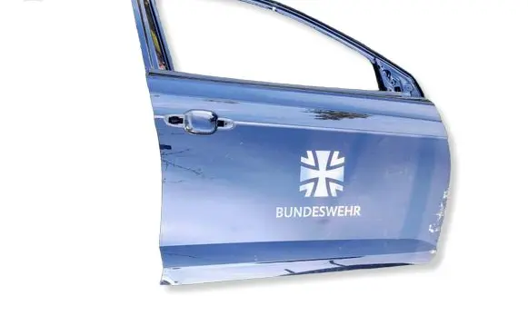 Volkswagen Polo VI Front door 2GS831312