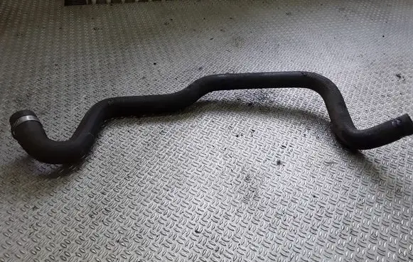 Mercedes-Benz Sprinter W901 W902 W903 W904 Engine coolant pipe/hose