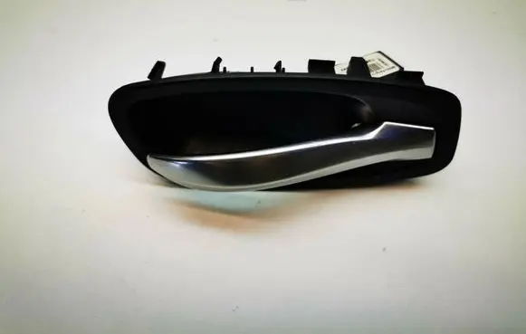 BMW 5 E60 E61 Front door interior handle 1360534