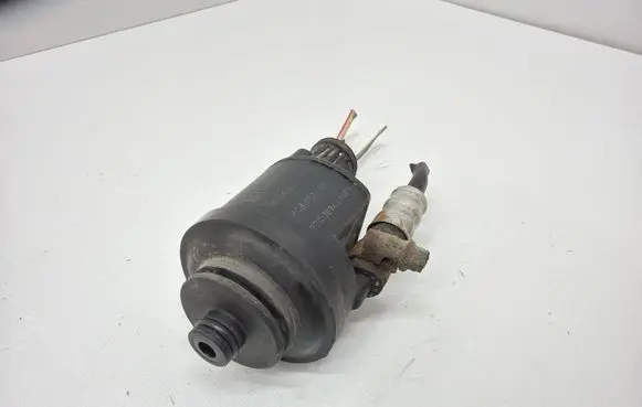 BMW 5 E60 E61 Fuel filter heater 7788702 1332 150902