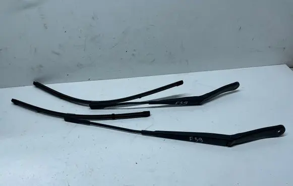BMW X2 F39 Windshield/front glass wiper blade 7429708