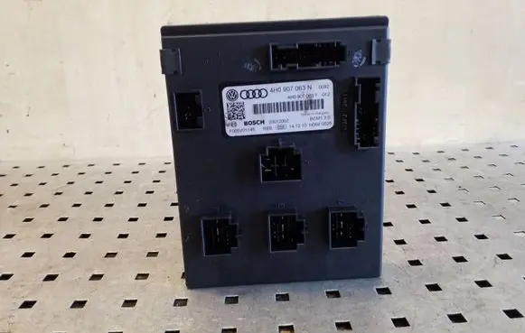 Audi A6 C7 Comfort/convenience module 4H0907063N 4H0907063F 20012002