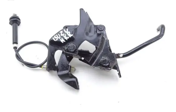 Isuzu N Series Accelerator throttle pedal