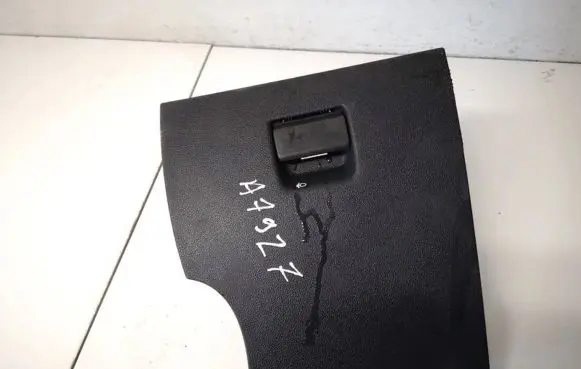 Peugeot 508 Glove box 9686445977