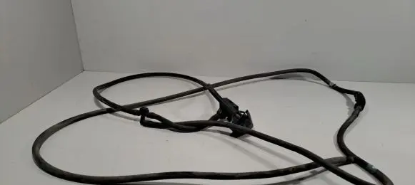 Windshield washer spray nozzle