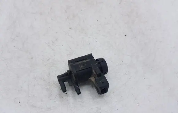Seat Toledo I (1L) Vacuum valve 191906283A