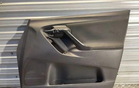 Toyota Verso Front door card panel trim 67777X1F02