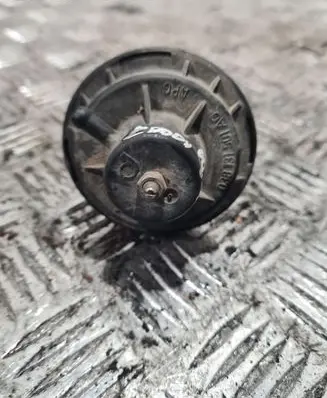 Volkswagen Caddy EGR valve 038131501AG