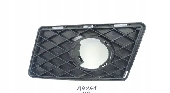 Mercedes-Benz GLK (X204) Front fog light trim/grill A2048853723