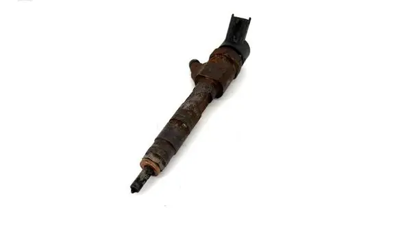 Fuel injector