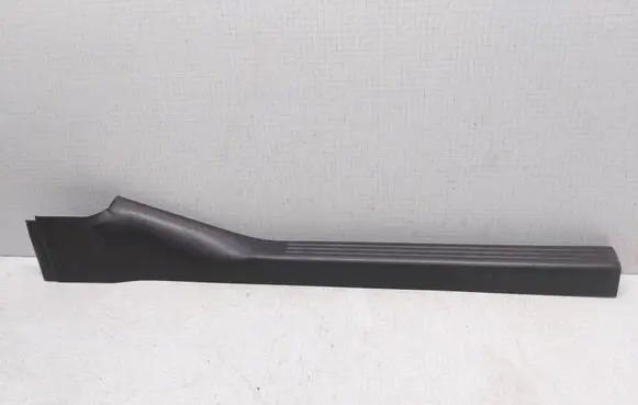 Mercedes-Benz C W203 Other sill/pillar trim element A2036862736
