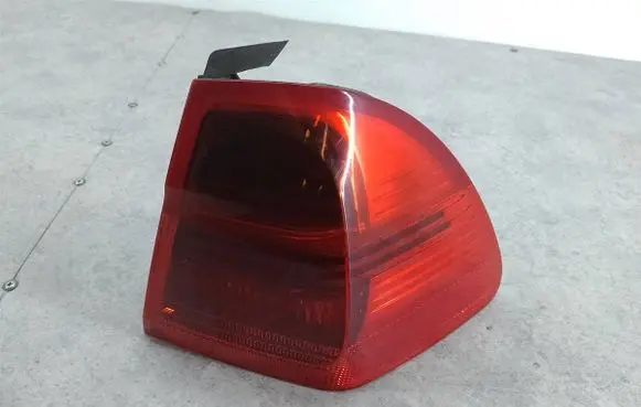 BMW 3 E90 E91 Rear/tail lights 7160062