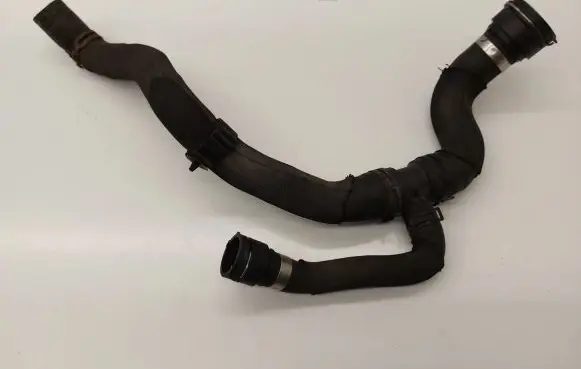 Audi A4 S4 B8 8K Engine coolant pipe/hose 8K0121049M