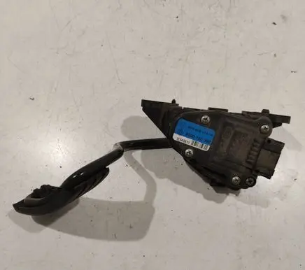 Renault Espace - Grand espace IV Accelerator throttle pedal 8200700390