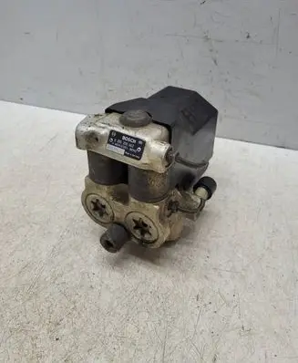 Mercedes-Benz E W124 ABS Pump 0265200043