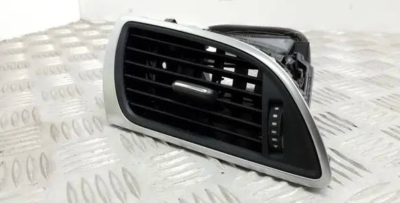 Audi A6 S6 C7 4G Dashboard side air vent grill/cover trim 4G2820901