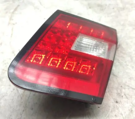 Mercedes-Benz E W212 Tailgate rear/tail lights A2128200864 483622R 483502