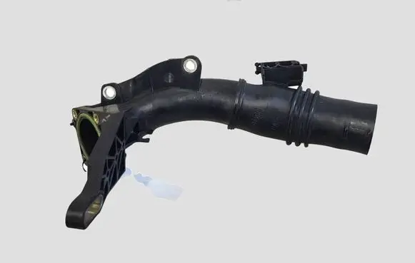 Volvo V50 Intercooler hose/pipe AV6Q9351BC