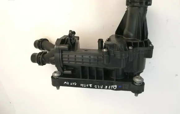 Volkswagen Golf VII Thermostat 05L121111Q