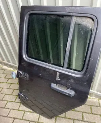 Jeep Gladiator Rear door