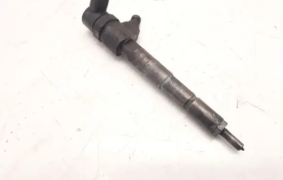 Fuel injector