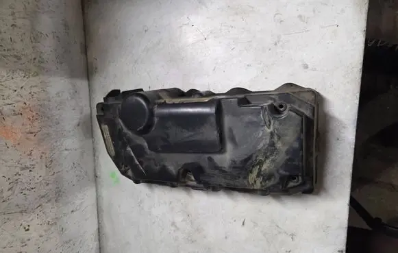 Mercedes-Benz Vito Viano W639 Engine cover (trim) A6460102667
